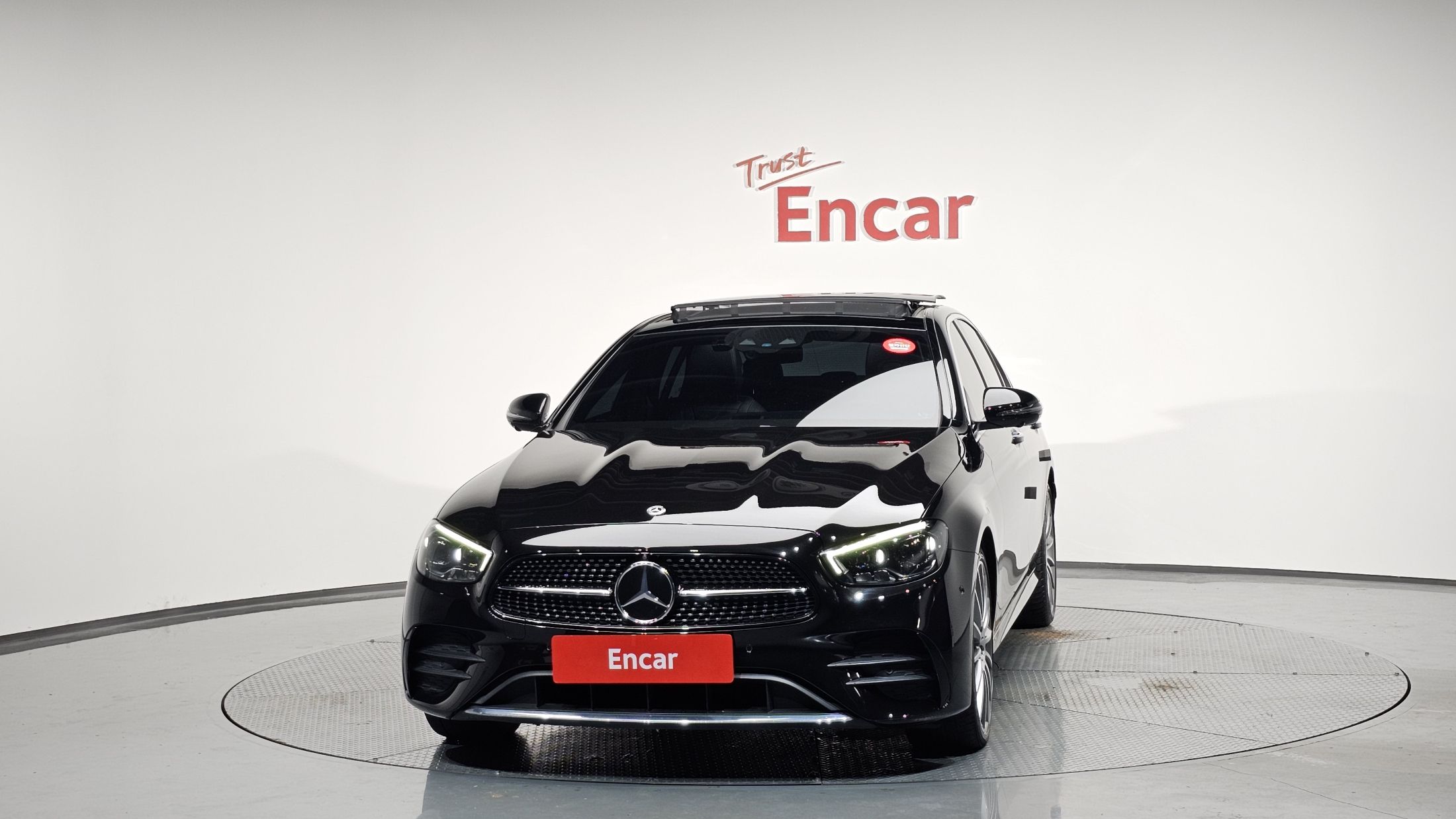 MERCEDES BENZ E-CLASS W213 2020
