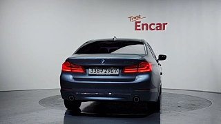 BMW 5-SERIES G30 2018