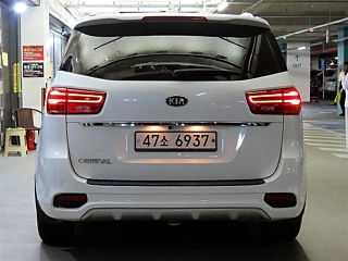 KIA CARNIVAL 2018