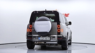 LAND ROVER DEFENDER L663 2024