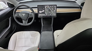 TESLA MODEL 3 2020