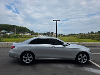 MERCEDES BENZ E-CLASS W213 2018