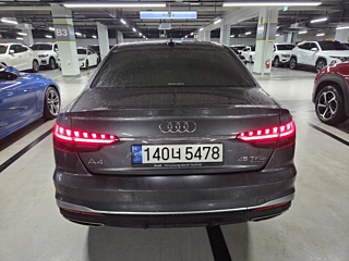 AUDI A4 B9 2021