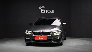 BMW 5-SERIES G30 2017