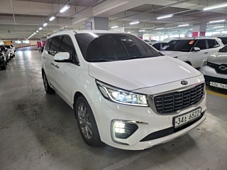 KIA CARNIVAL 2019