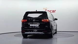 KIA CARNIVAL 2019