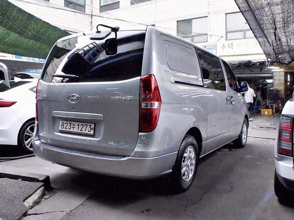 HYUNDAI STAREX GRAND 2015