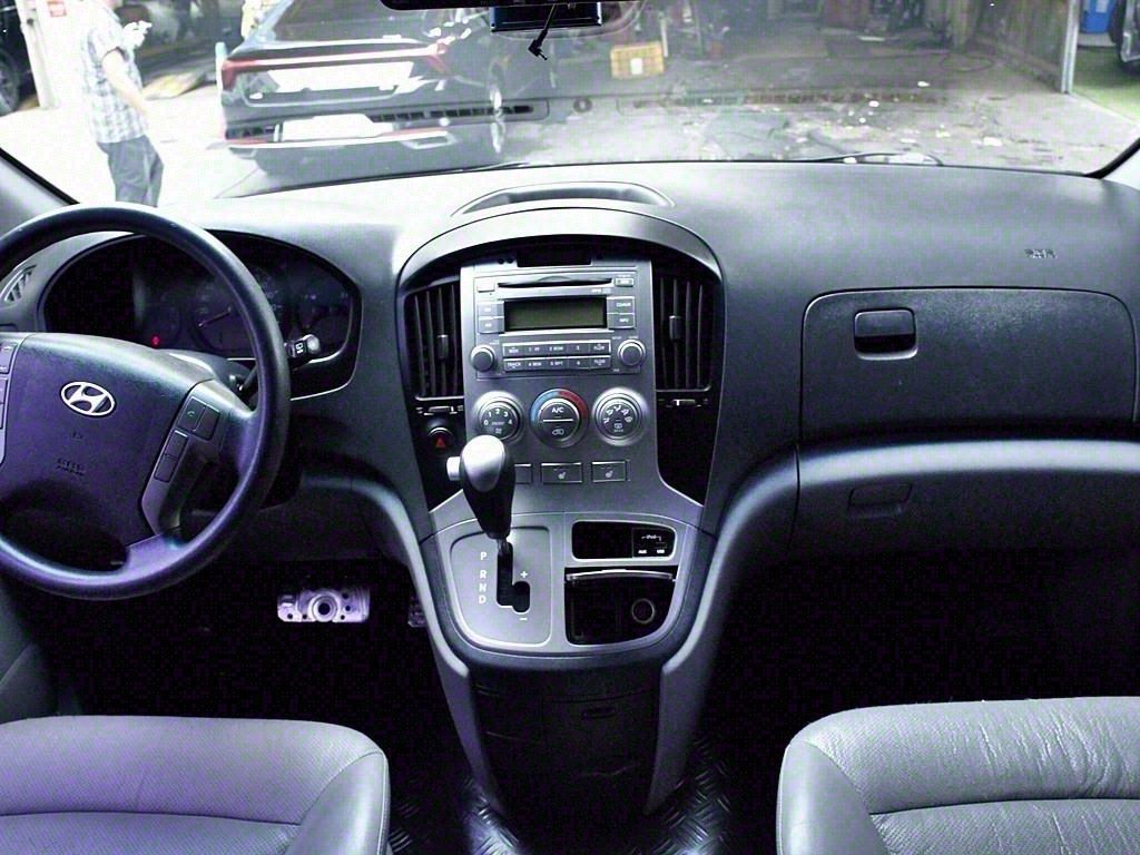 HYUNDAI STAREX GRAND 2015