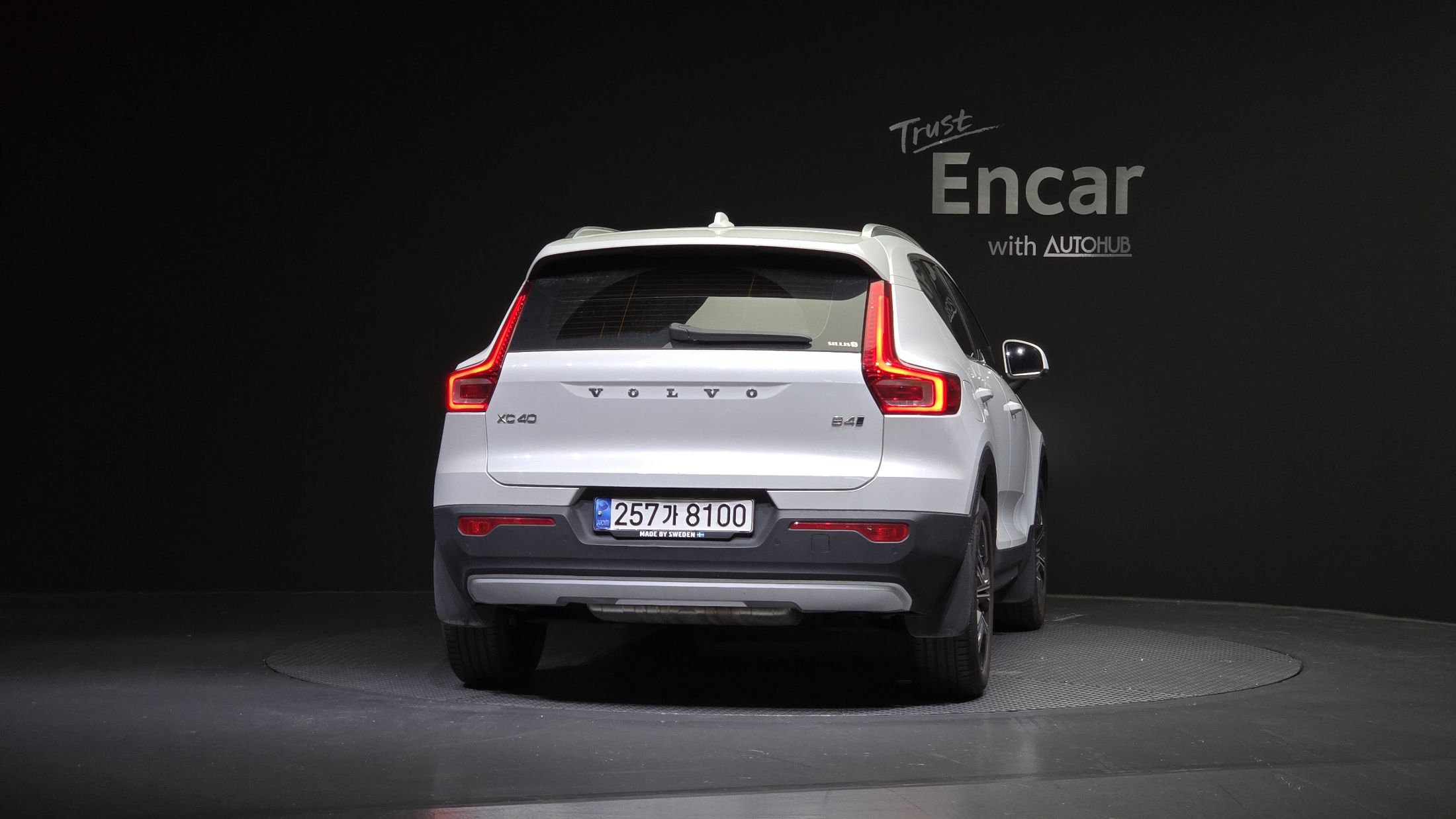 VOLVO XC40 2021