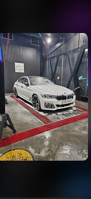 BMW 5-SERIES G30 2020