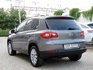 VOLKSWAGEN TIGUAN 2010