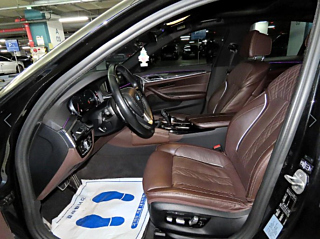 BMW 5-SERIES G30 2017