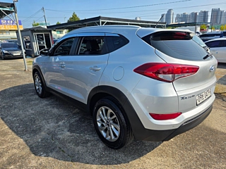 HYUNDAI TUCSON 2016