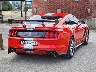 FORD MUSTANG 2016