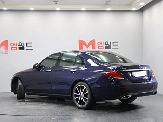 MERCEDES BENZ E-CLASS W213 2020