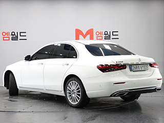 MERCEDES BENZ E-CLASS W213 2022