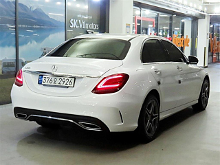 MERCEDES BENZ C-CLASS W205 2021