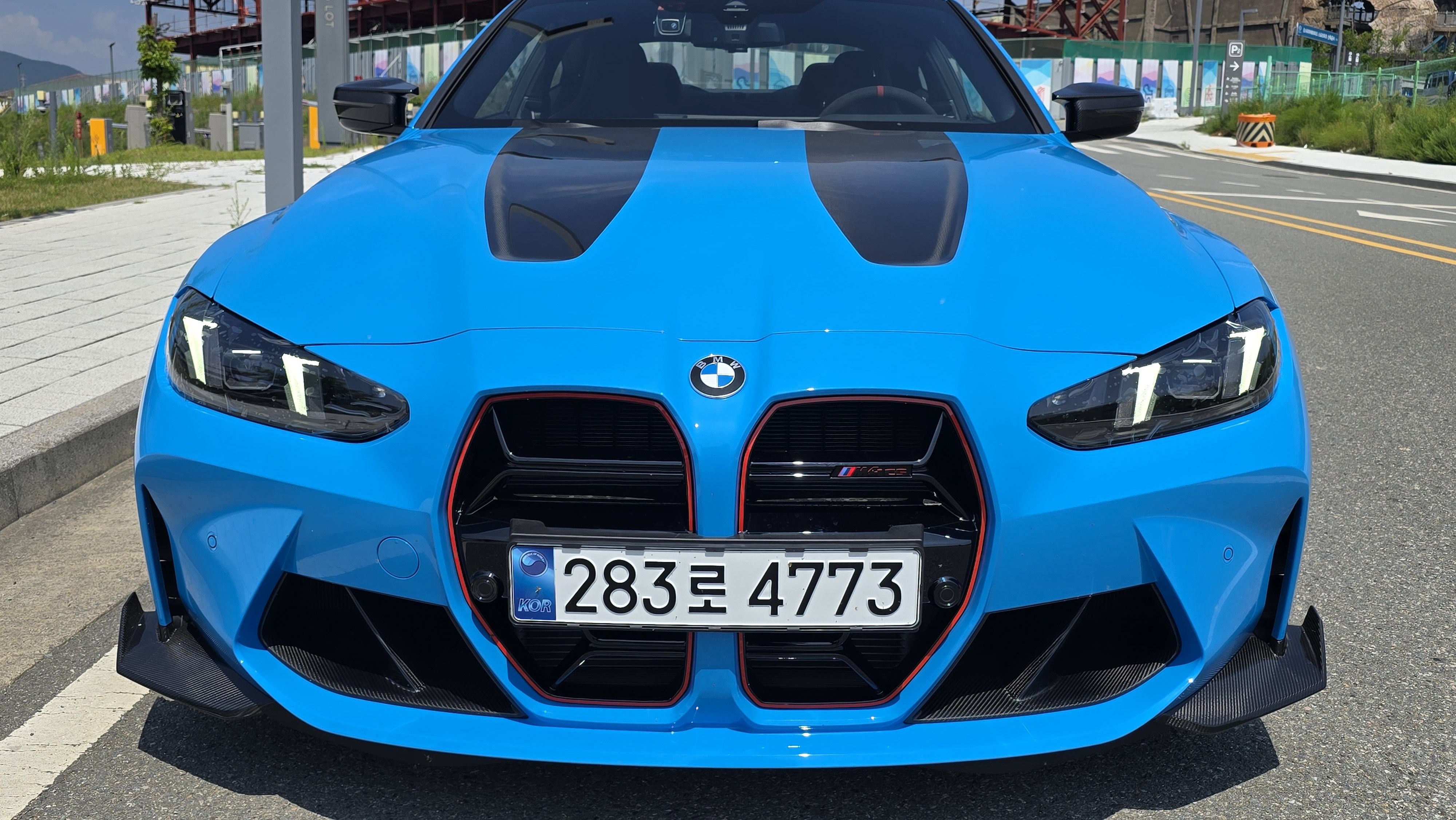 BMW M4 G82 2025