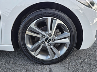 HYUNDAI AVANTE AD 2018