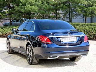MERCEDES BENZ C-CLASS W205 2019