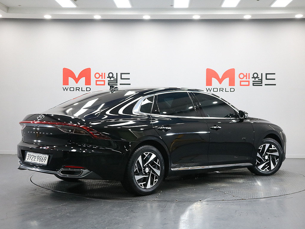 HYUNDAI GRANDEUR IG HYBRID 2022