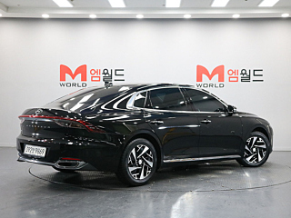HYUNDAI GRANDEUR IG HYBRID 2022