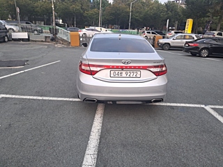 HYUNDAI GRANDEUR HG 2015
