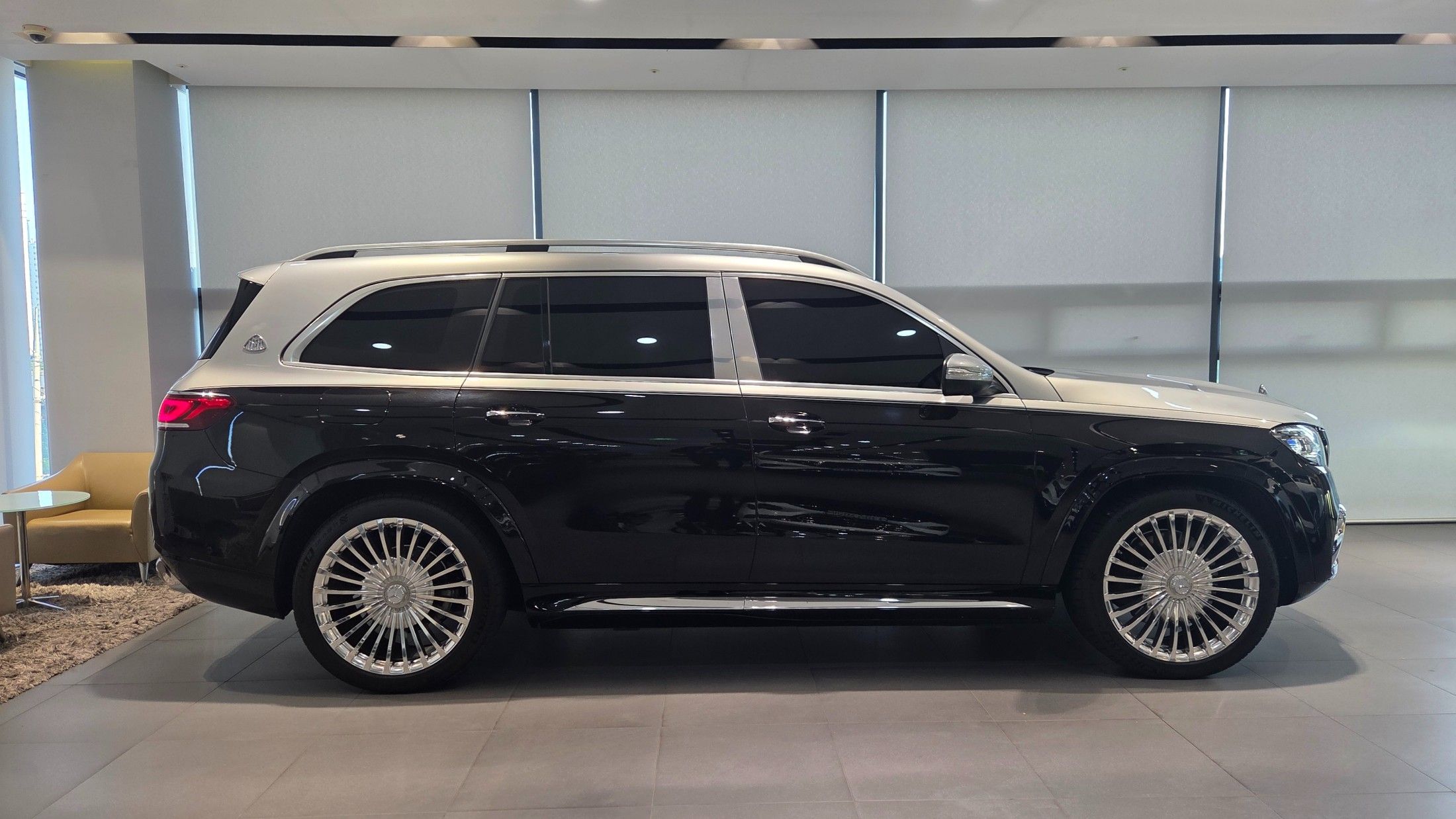 MERCEDES BENZ GLS-CLASS X167 2021