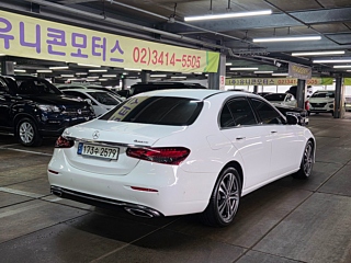 MERCEDES BENZ E-CLASS W213 2021