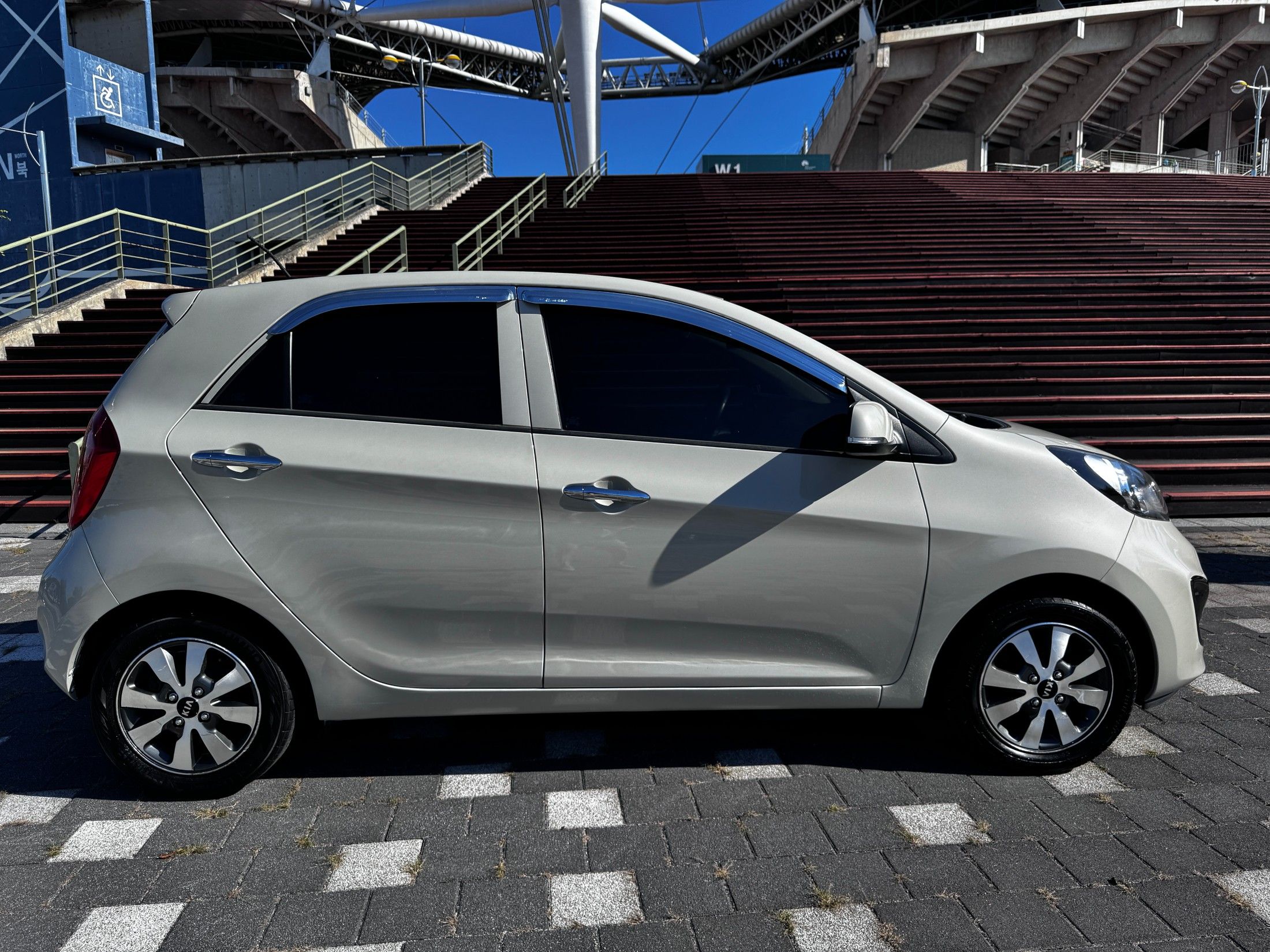 KIA MORNING 2014