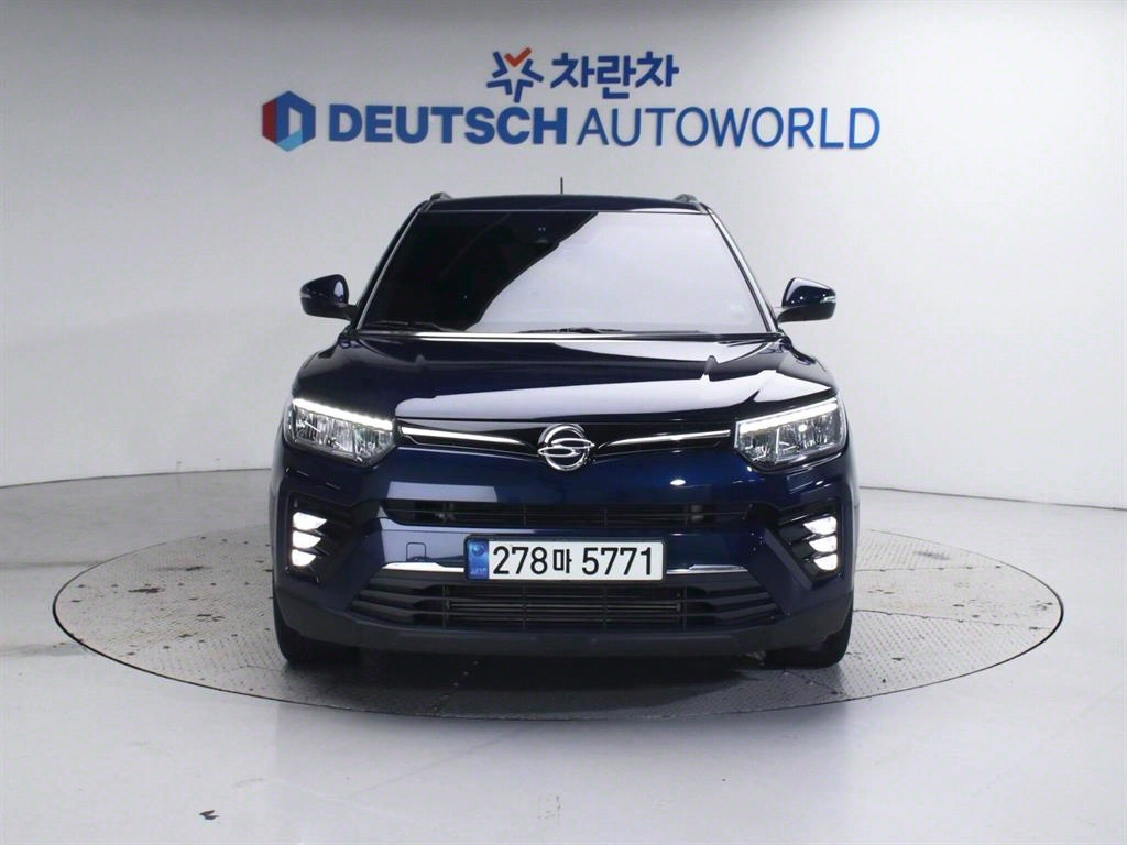 SSANGYONG TIVOLI VERY NEW 2021