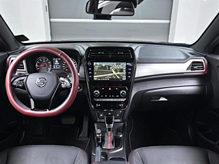 SSANGYONG TIVOLI VERY NEW 2021