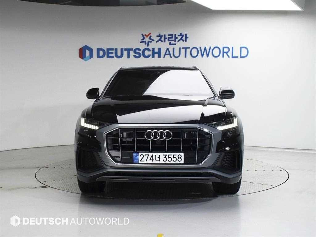 AUDI Q8 4M 2021