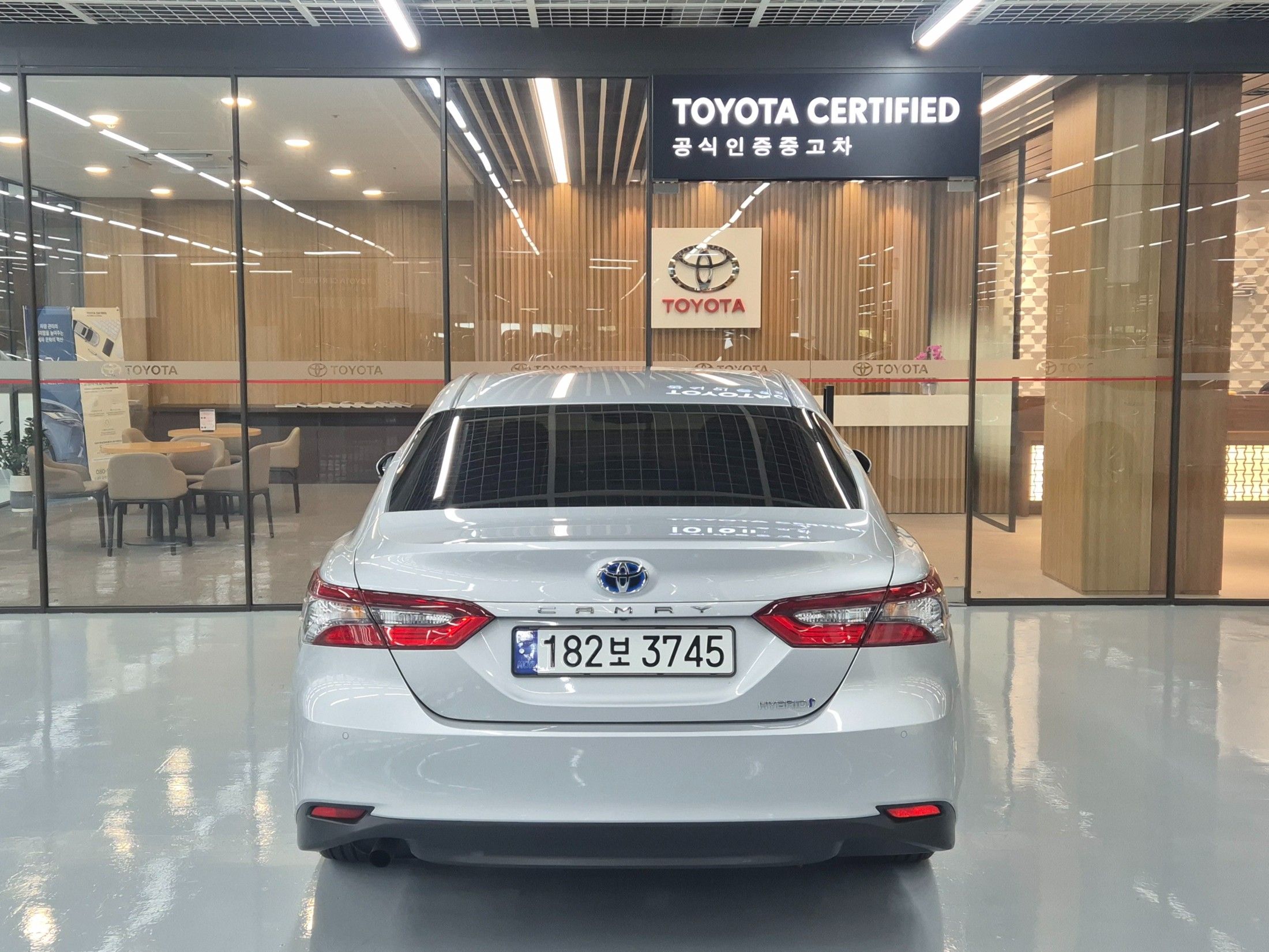 TOYOTA CAMRY XV70 2023