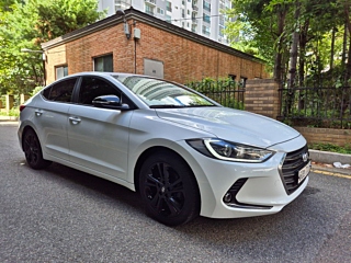 HYUNDAI AVANTE AD 2017