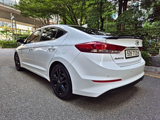 HYUNDAI AVANTE AD 2017