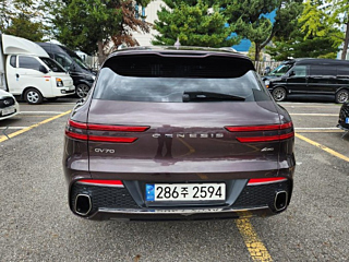 GENESIS GV70 2021