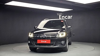 VOLKSWAGEN TIGUAN 2016