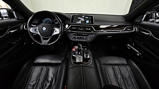 BMW 7-SERIES G11 2016