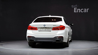 BMW 5-SERIES G30 2017