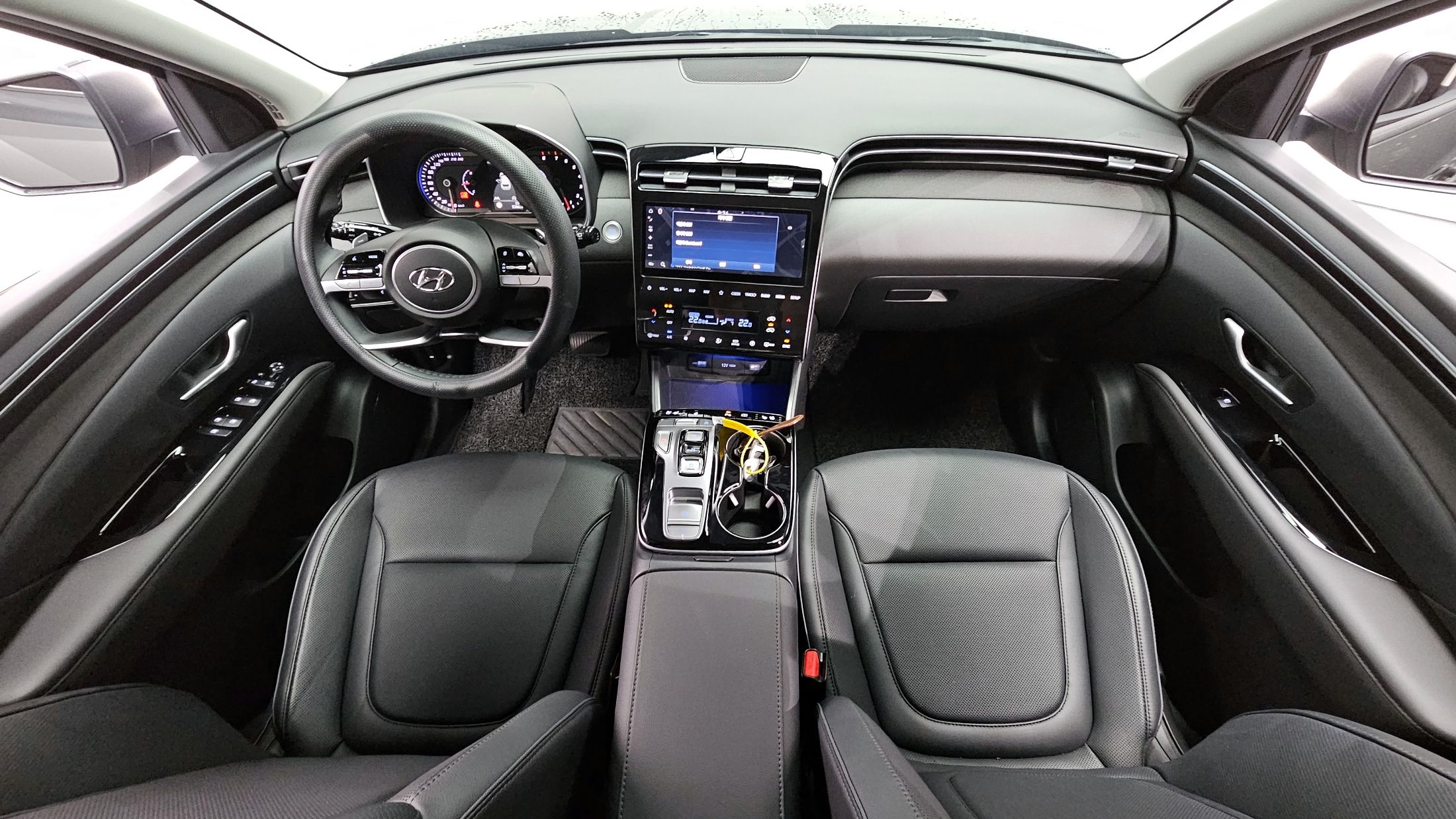HYUNDAI TUCSON NX4 2023