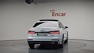 AUDI A6 C8 2023