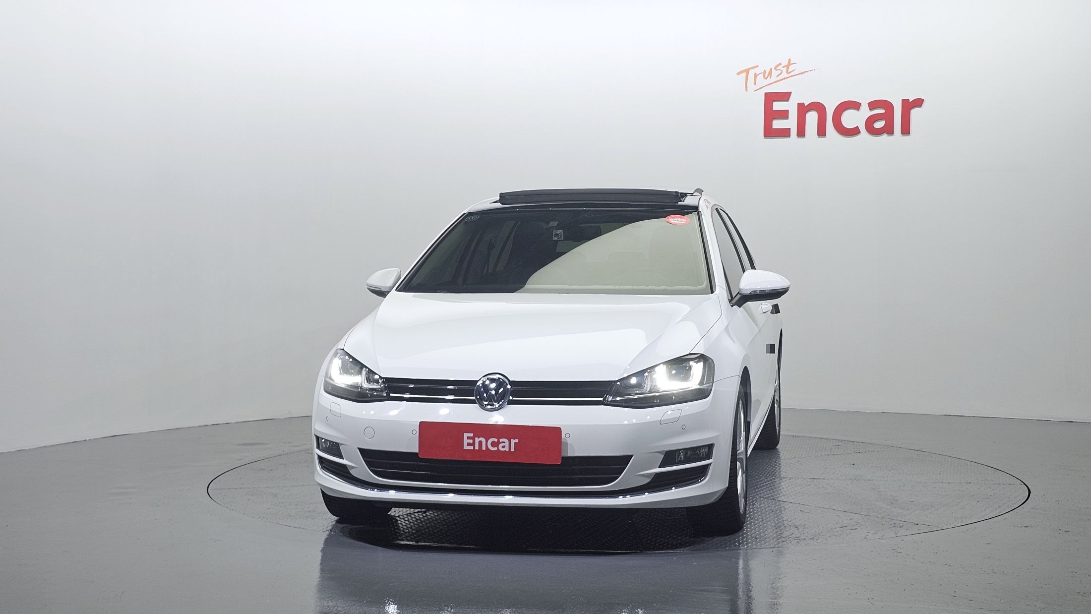 VOLKSWAGEN GOLF 2016