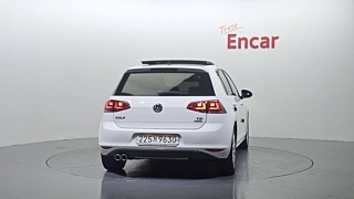 VOLKSWAGEN GOLF 2016