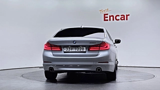 BMW 5-SERIES G30 2018