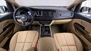 KIA CARNIVAL 2018