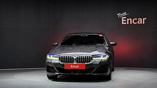 BMW 5-SERIES G30 2017