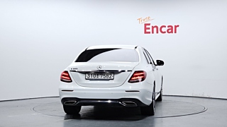 MERCEDES BENZ E-CLASS W213 2019