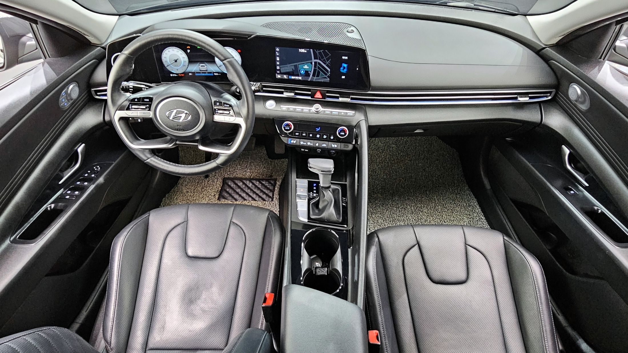 HYUNDAI AVANTE CN7 2022