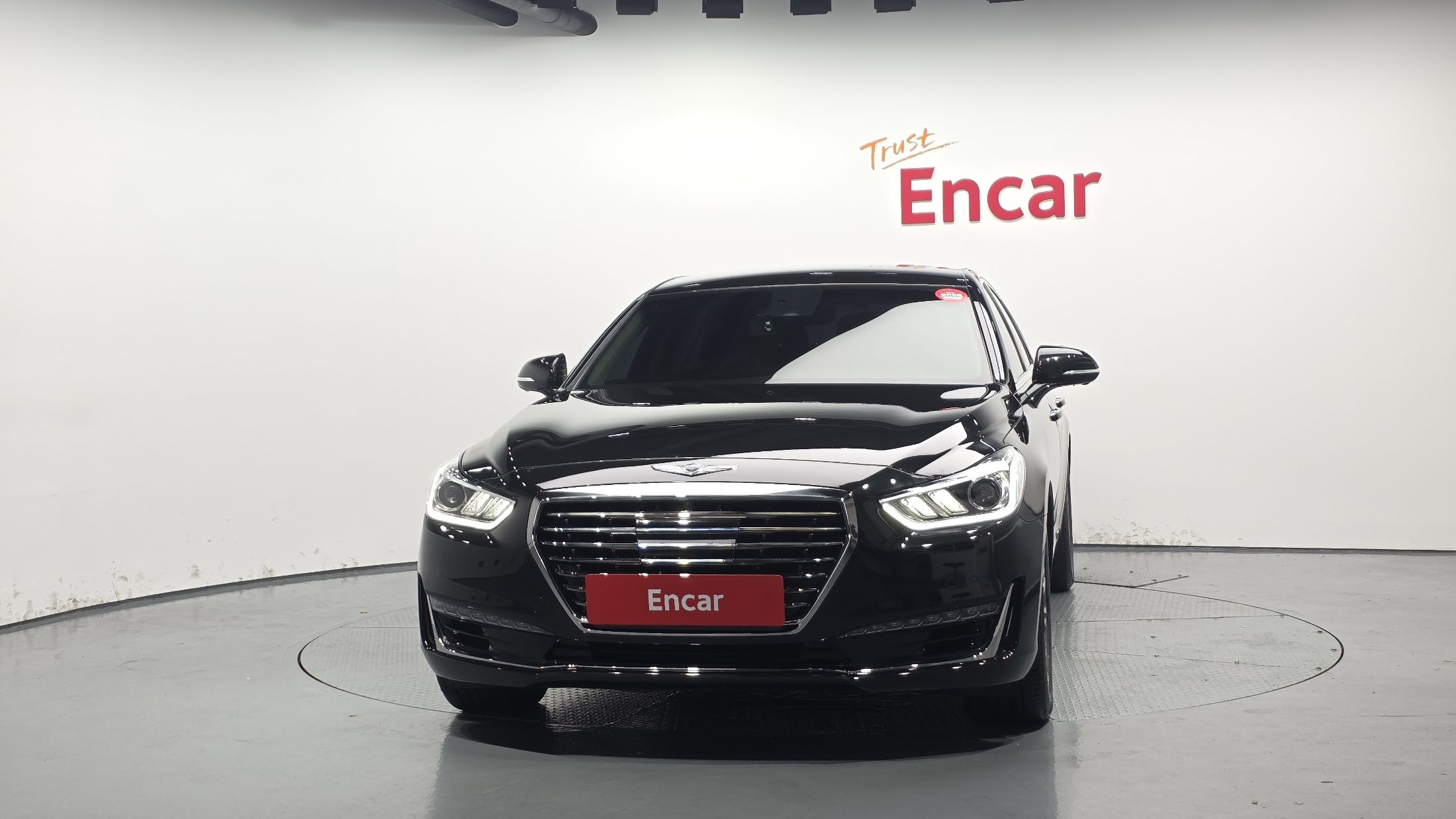 GENESIS EQ900 2017